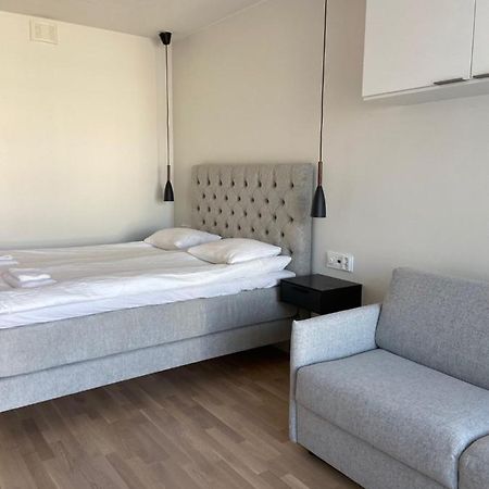 Parvekkeellinen Yksioe Keskustassa Apartment Турку Екстериор снимка