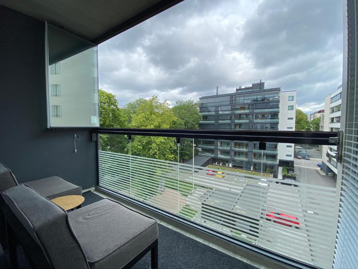 Parvekkeellinen Yksioe Keskustassa Apartment Турку Екстериор снимка